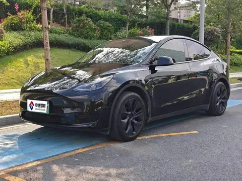 Modèle Y 2023 rear-wheel drive version