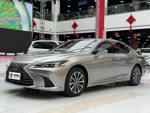 Lexus ES 2025 200 Premium Edition
