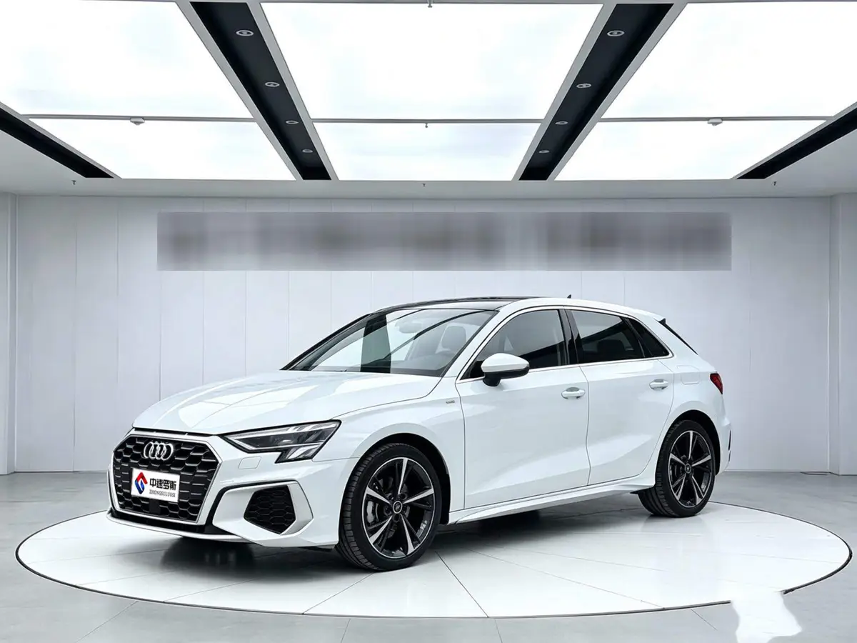 Audi A3 2022 Sportback 35 TFSI Stylish and sporty