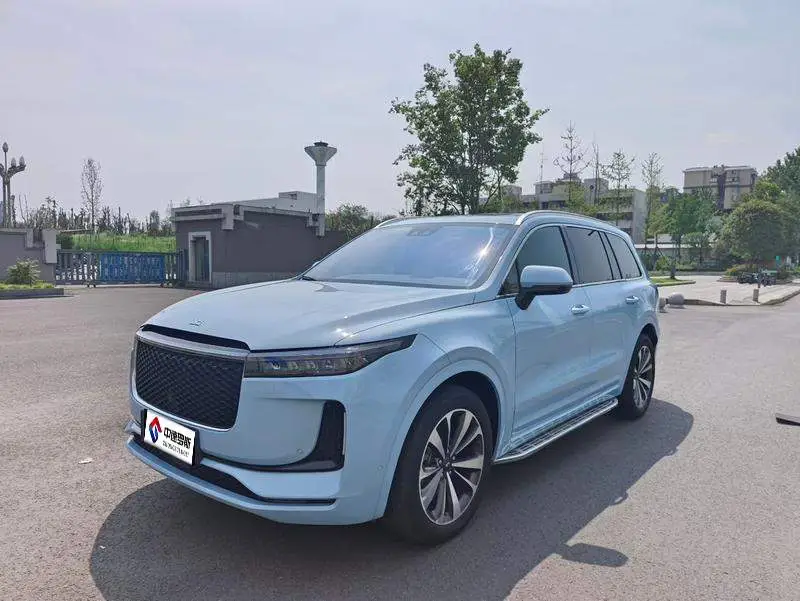 Ideal ONE 2020 Extended Range 6-seater Edition