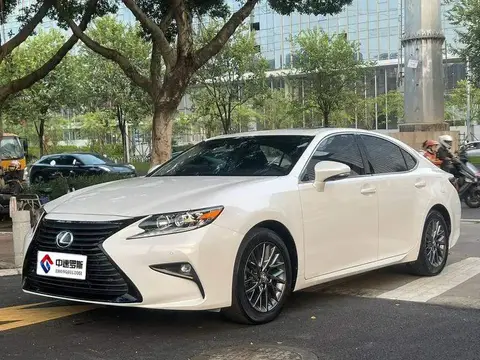 Lexus ES 2017 200 30th Anniversary Edition