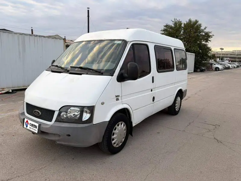 Classic Transit 2016 2.8T diesel short-axle 6-seater mid-top multi-purpose vehicle JX493ZLQ4