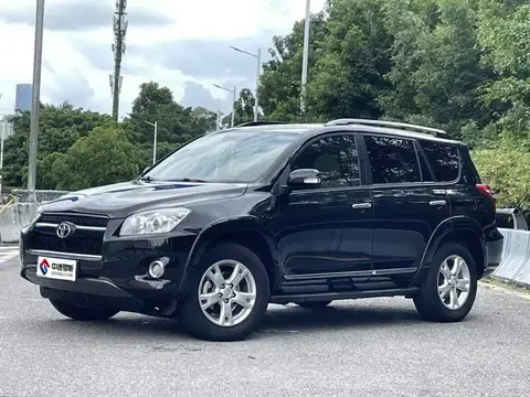 RAV4 Rongfang 2011 2.4L Automatic 4WD Ultimate Edition