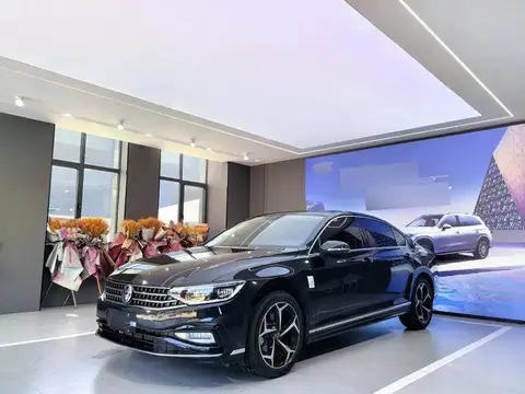Magotan 2023 2 Millionth Anniversary Edition 330TSI DSG Leading Edition