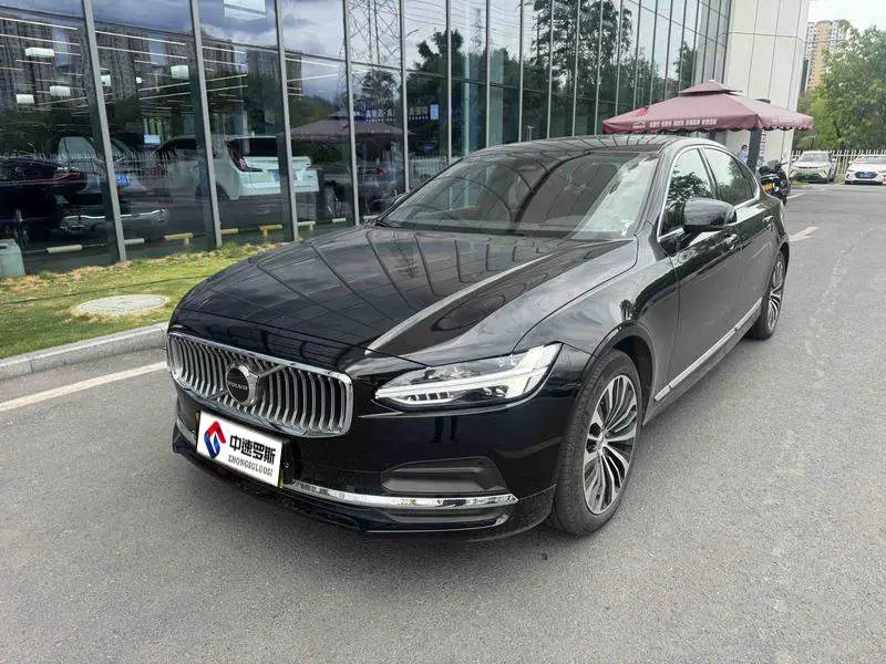Volvo S90 2025 B5 Zhiyi Luxury Edition