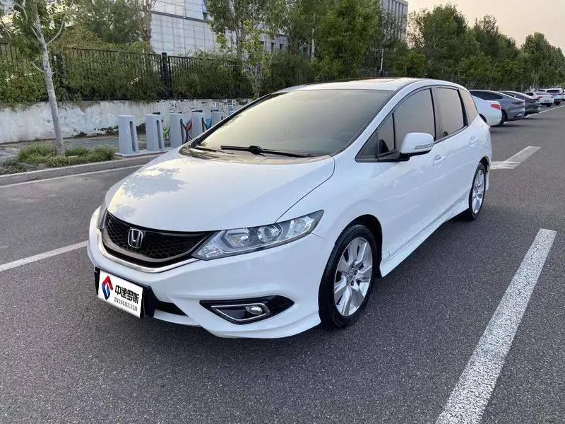 Jed 2014 1.8L Automatic Comfort Elite Edition 5 Seaters