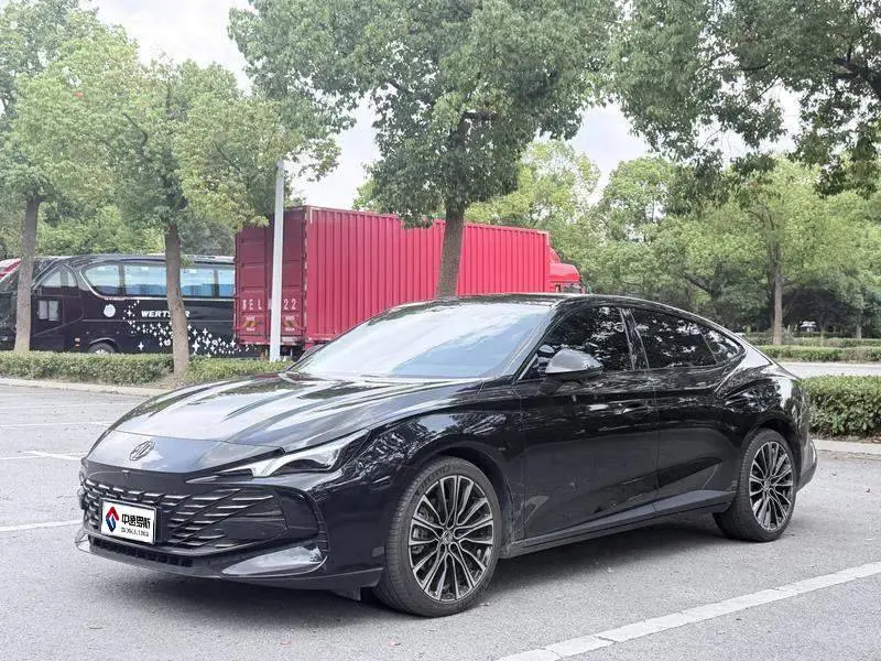 MG7 2023 1.5T DCT Luxury Edition