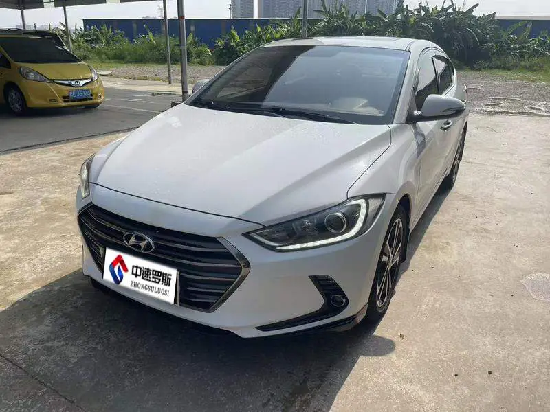 Leading 2016 1.6L Automatic Intelligent Flagship