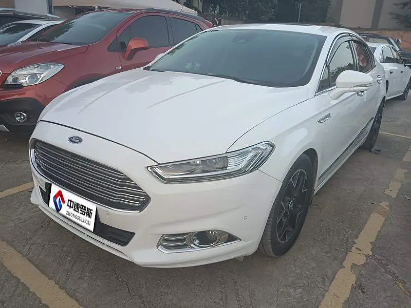 Mondeo 2013 2.0L GTDi200 Fashion Model