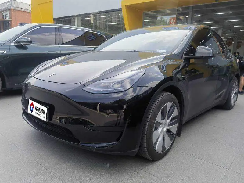 Модель Y 2022 facelifted rear-wheel drive version