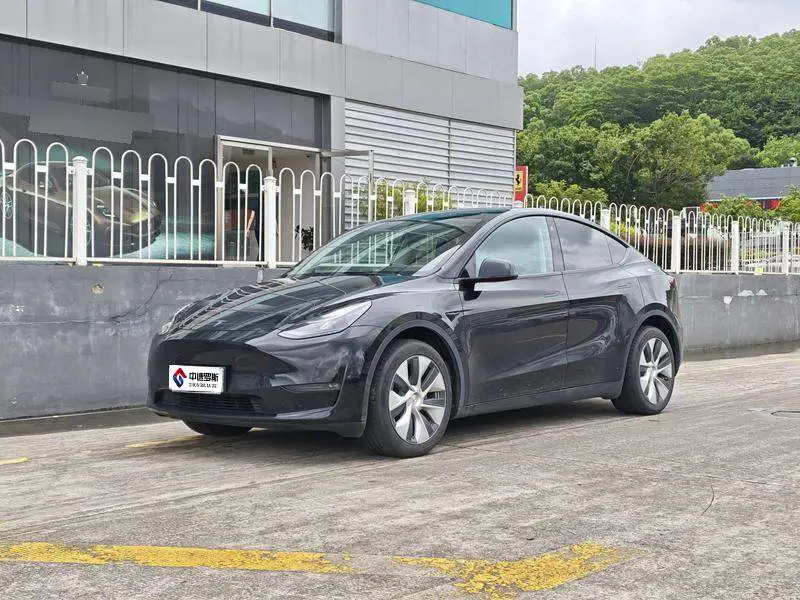 Modèle Y 2022 facelift long-range all-wheel drive version