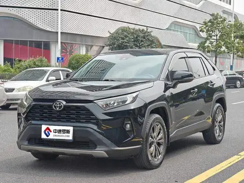 RAV4 Rongfang 2023 2.0L CVT 2WD Fashion Edition