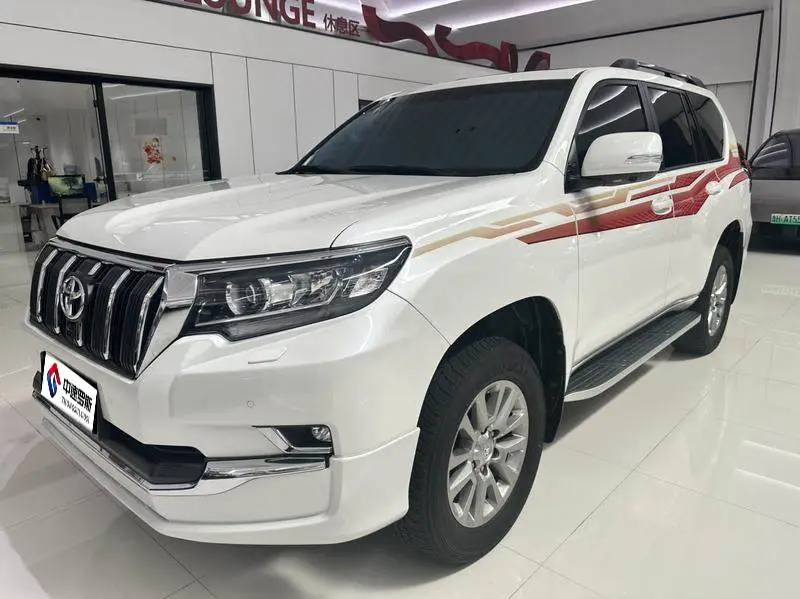 Prado 2019 3.5L Automatic TX-L Premium Edition rear-mounted spare tire