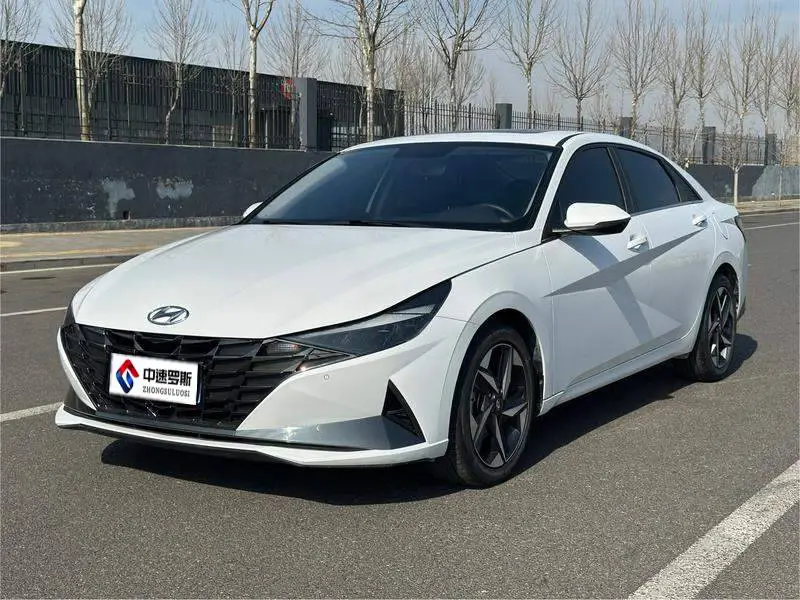 Elantra 2022 1.5L CVT GLS Leading Edition