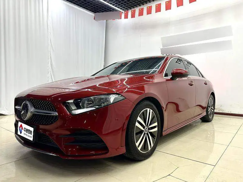 Mercedes-Benz A-Class 2019 A 180 L sports sedan