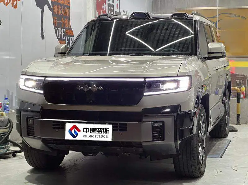 Leopard 8 2025 Smart and Brave Flagship Edition 7 Seaters