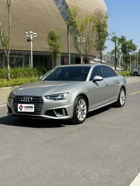 Audi A4L 2019 40 TFSI Fashionable National V