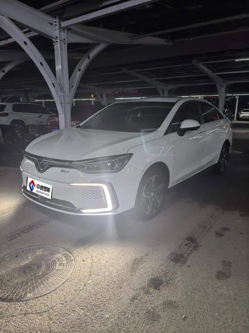 Beijing EU5 2019 R500 Smart Wind Edition