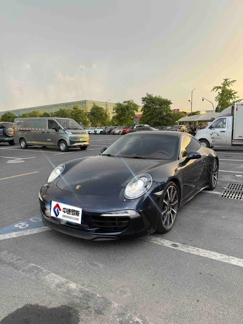 Porsche 911 2013 Carrera 4S 3.8L