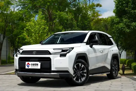 RAV4 2026 Hybrid 2.0L Two-Wheel Drive Luxury Edition