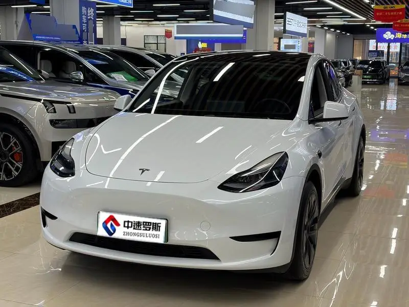 Modèle Y 2024 rear-wheel drive version