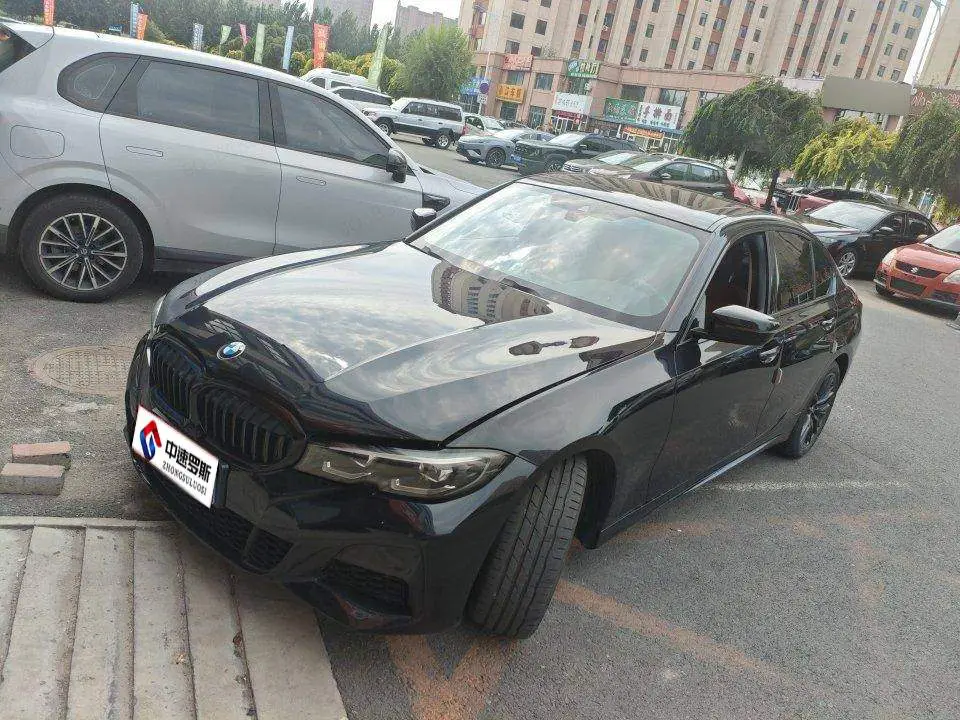 BMW 3 ซีรีส์ 2022 325i M Sport Package