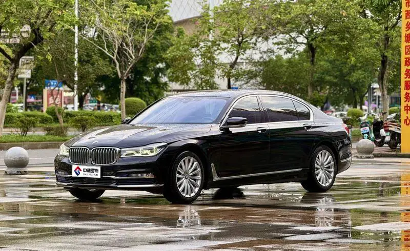 BMW 7 Series 2017 740Li Leading Edition