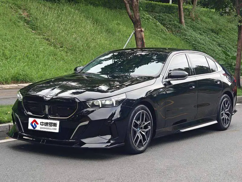 BMW i5 2024 eDrive 35L Luxury Package