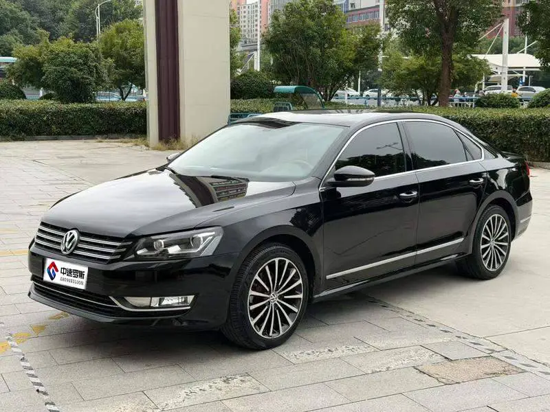 Passat 2015 1.8TSI DSG Royal Edition