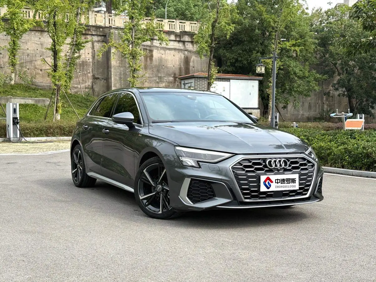 Audi A3 2021 Sportback 35 TFSI Stylish and sporty