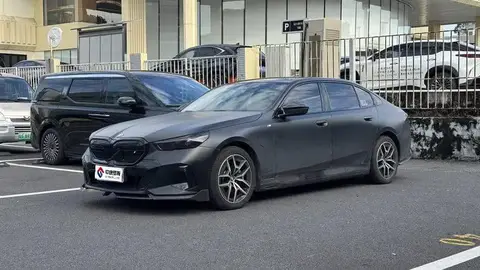 BMW i5 2024 eDrive 35L Premium M Sport Package