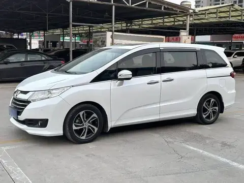 Odyssey 2015 2.4L Luxury Edition