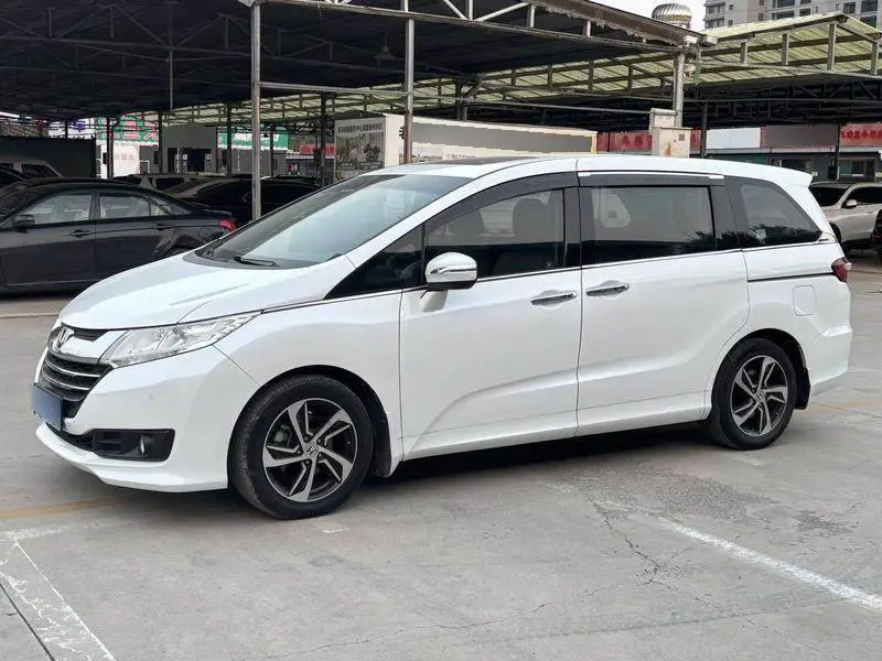 Odyssey 2015 2.4L Luxury Edition
