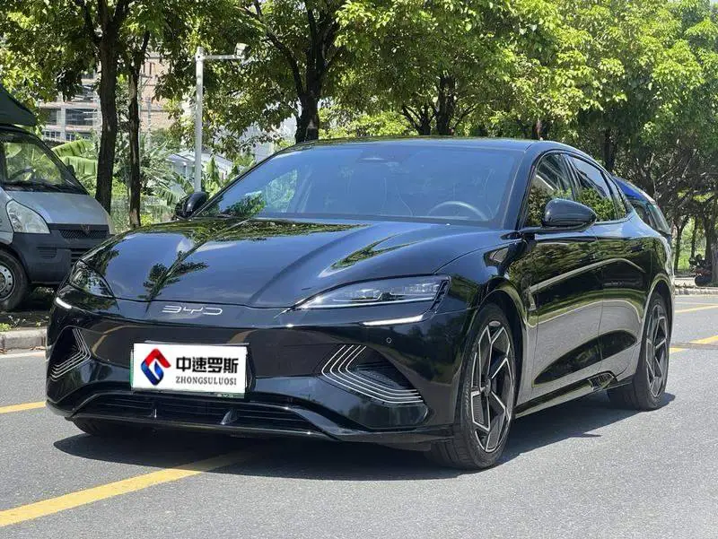 seal 2022 700km long-range rear-wheel drive version