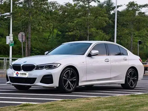 BMW 3 Serie 2022 facelift 325i M Sport package