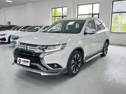 Outlander 2019 2.0L 2WD Enjoy Edition 7 Seater National V