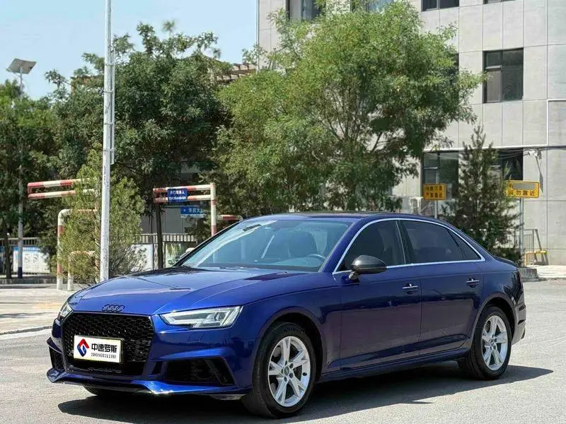 Audi A4L 2018 30th Anniversary 40 TFSI Progressive