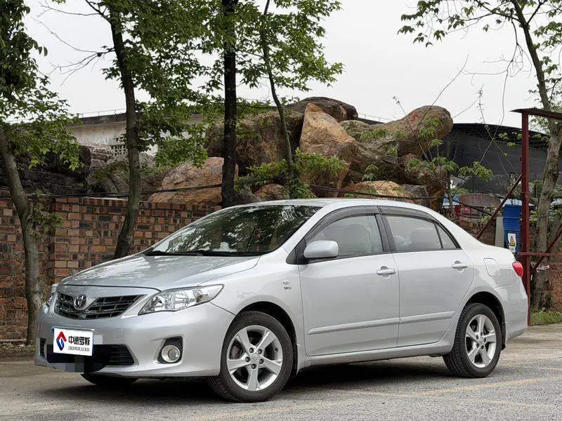 Corolla 2011 1.8L CVT GL-i Commemorative Edition