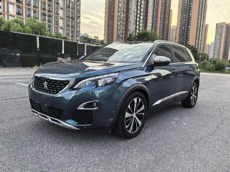 Peugeot 5008 2017 380THP 7-seat luxury GT version