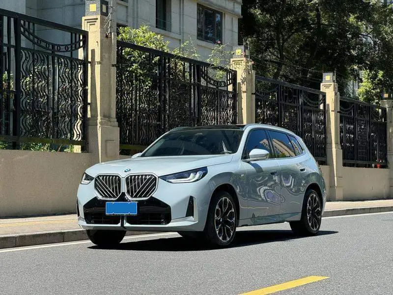 BMW X3 2025 xDrive30L Leading M Sport Package