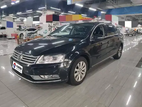 Magotan 2012 2.0TSI Luxury الطراز