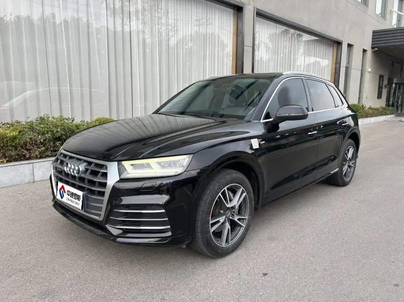 Audi Q5L 2018 45 TFSI Exclusive Fashion National VI