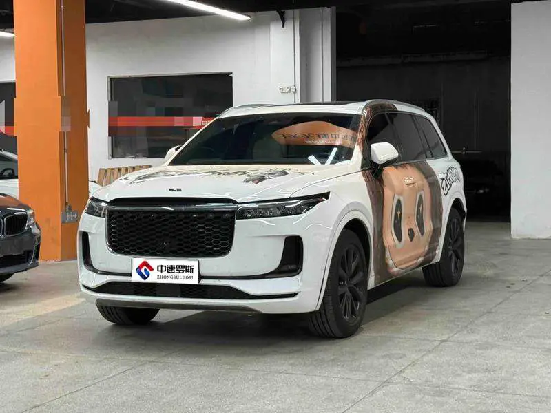 Ideal ONE 2021 Extended Range 6-seater Edition