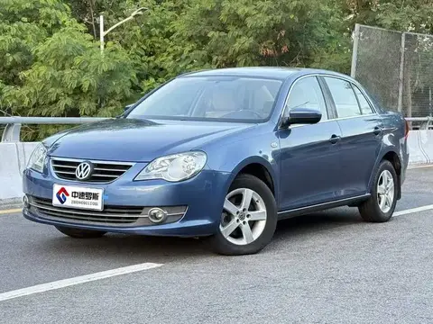 Bora 2012 1.6L Automatic Fashion Mẫu