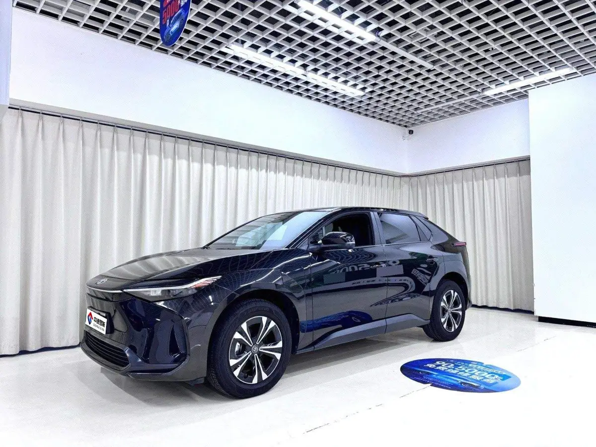 FAW Toyota bZ4X 2022 2WD long-range JOY version