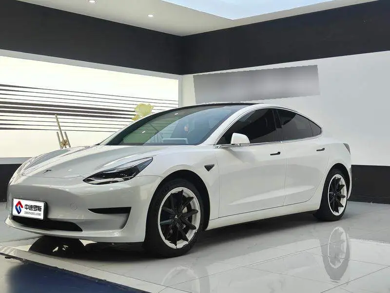 الطراز 3 2020 facelift standard range rear-wheel drive upgraded version