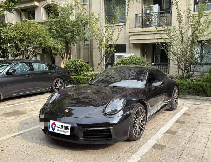 Porsche 911 2023 Carrera 3.0T