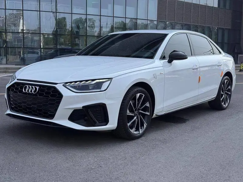 Audi A4L 2023 40 TFSI Luxury Dynamic Edition