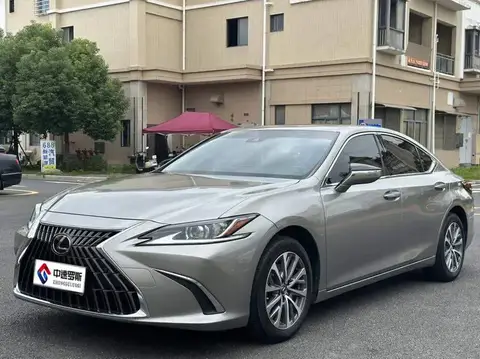 Lexus ES 2023 260 Excellence Edition