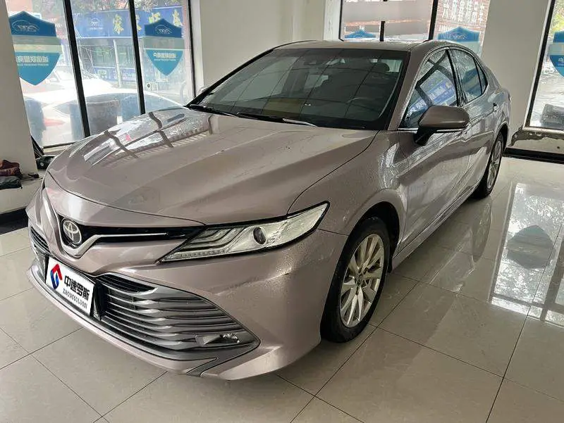 Camry 2019 2.0G Deluxe Edition National VI